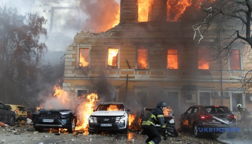 Хроніка удару дрона по НАНУ на Володимирській у Києві 28 вересня