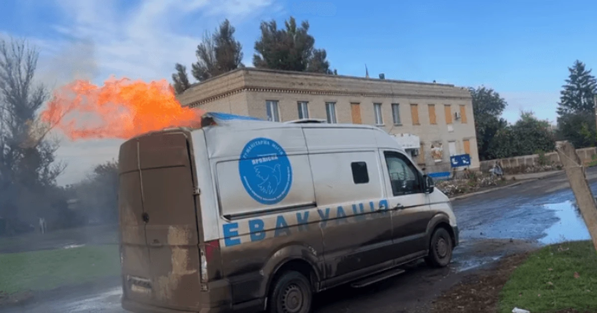 На Донеччині російський FPV-дрон уразив евакуаційний автомобіль «Проліски»