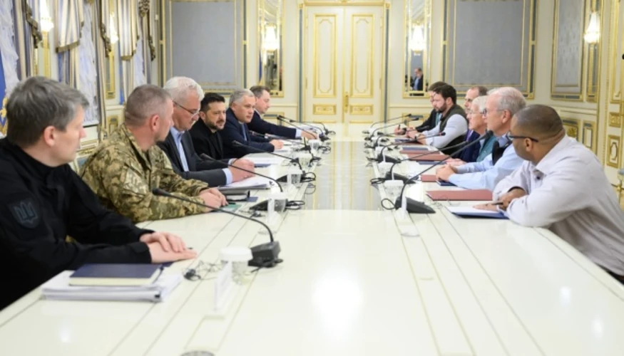 Зеленський 9 жовтня зустрівся з чотирма сенаторами США у Києві: головні теми